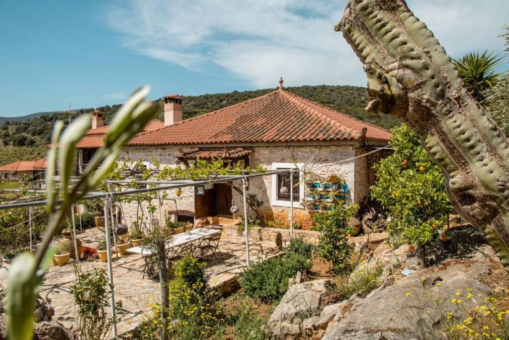 Pontinos Old House Villa Míloi Exterior foto